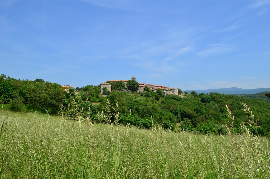Apartment Hum-The Smallest Town In The World Εξωτερικό φωτογραφία